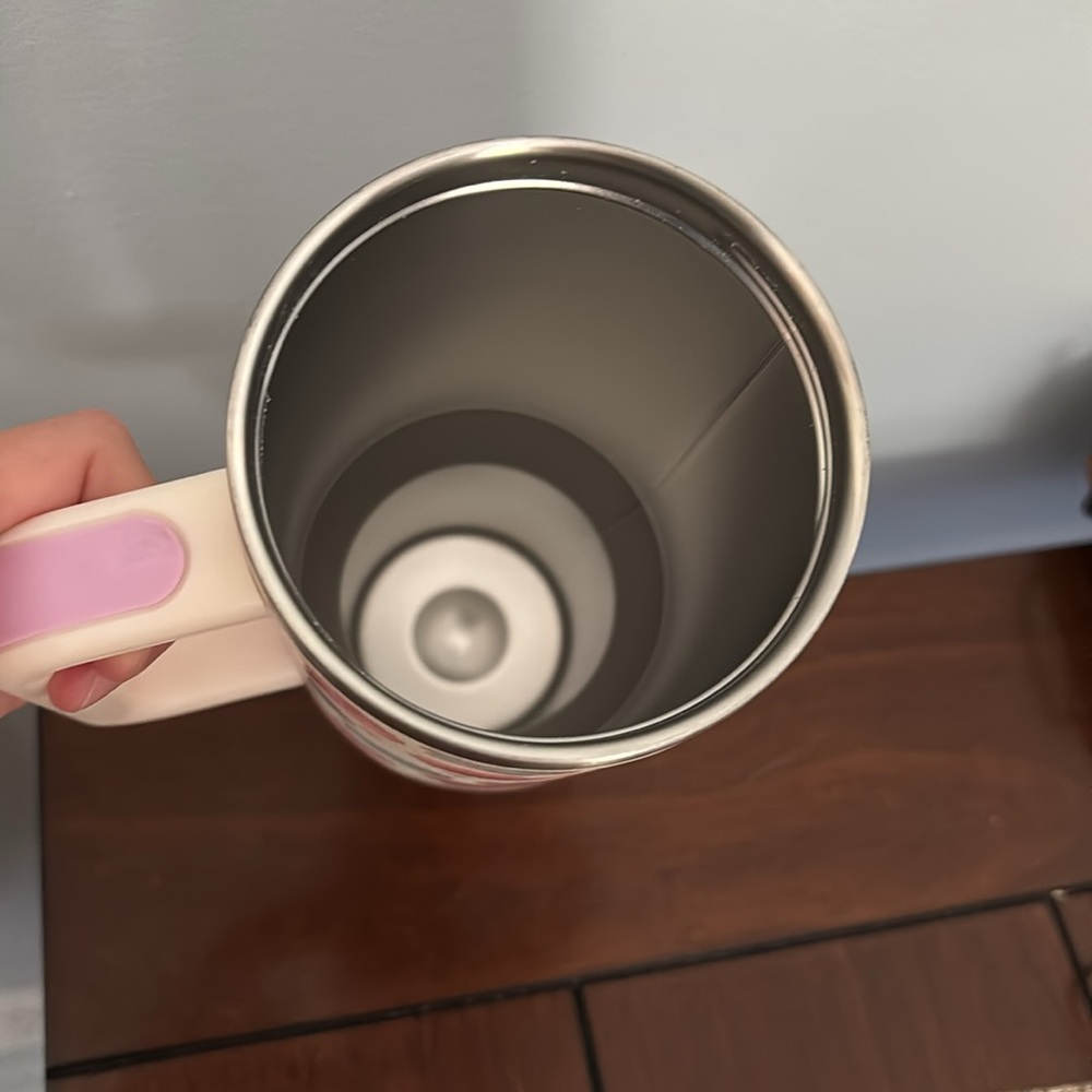 Seashell Patterned Travel Mug - Picture 3 of 3